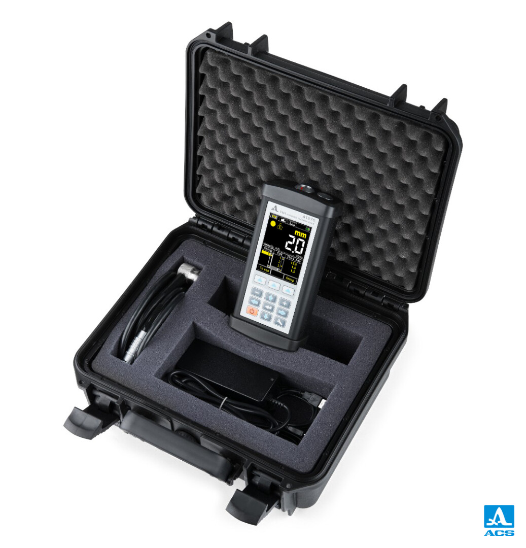A1270 EMAT-HT - thickness gauge for couplant-free operation on hot objects 7 A1270 EMAT high-temperature thickness gauge in transport case