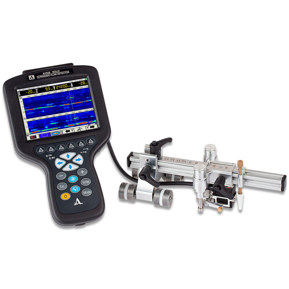 A1525 Solo - Lightweight TFM Phased Array Ultrasonic Flaw Detector 11 A1525 Solo flaw detector with scanning device